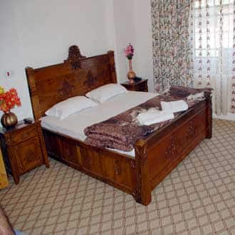Harwan Resort, Srinagar 3